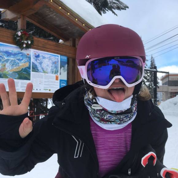 Meet your Posher, Pam - Picture 1 of 1